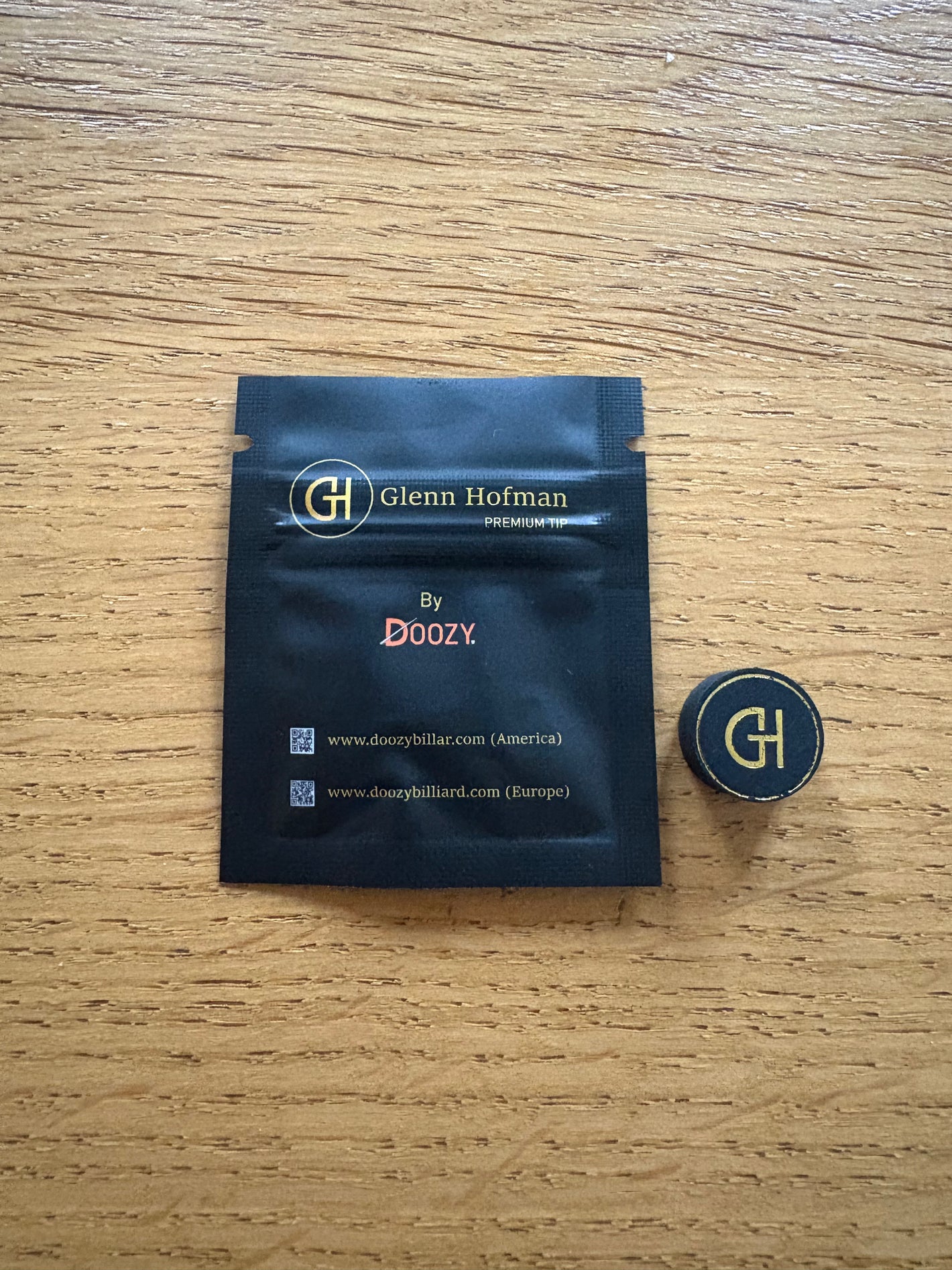 Suela - Glenn HOFMAN by Doozy